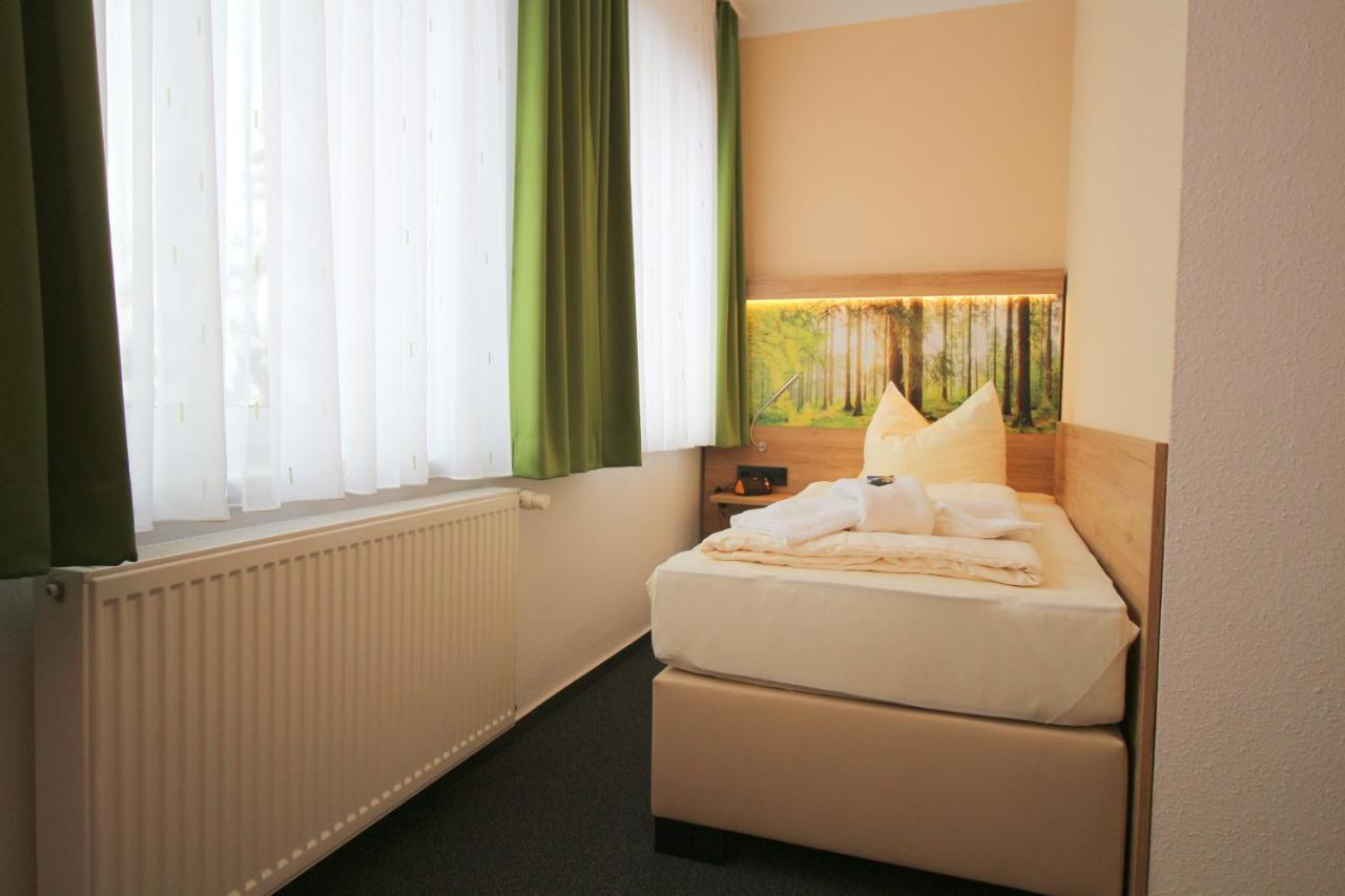 Hotel Harzresidenz Thale Exterior photo